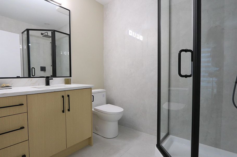 2828 Cheyenne Avenue Vancouver, BC - 15