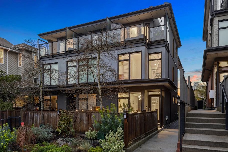1847 Adanac Street Vancouver, BC - 1