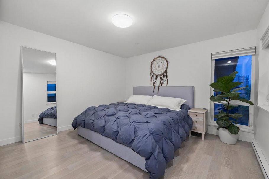 1847 Adanac Street Vancouver, BC - 20