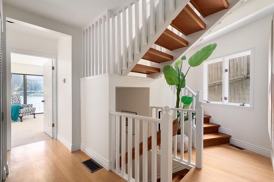 4793 Strathcona Road North Vancouver, BC - 27