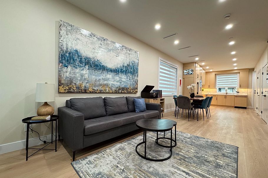 2828 Cheyenne Avenue Vancouver, BC - 4