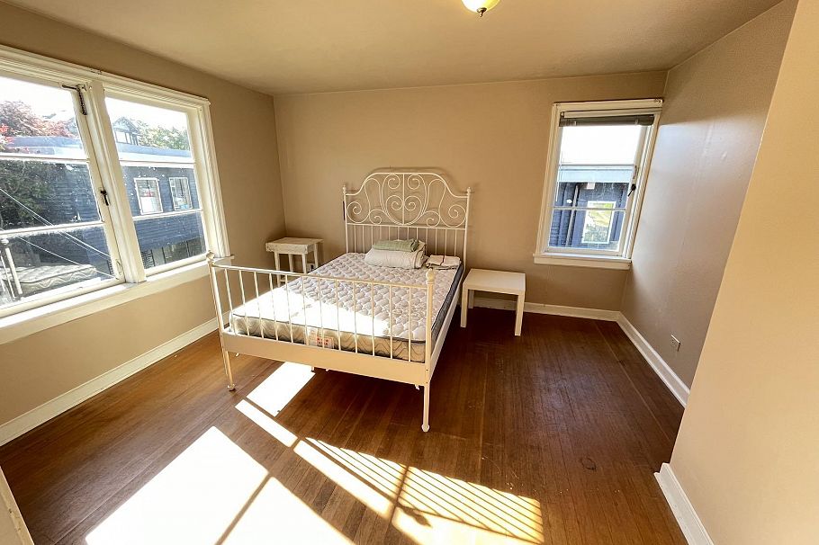 4679 Puget Drive Vancouver, BC - 8