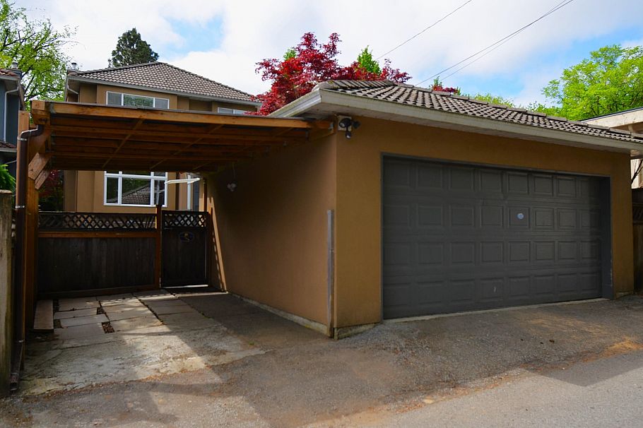 4347 W 13th Avenue Vancouver, BC - 38