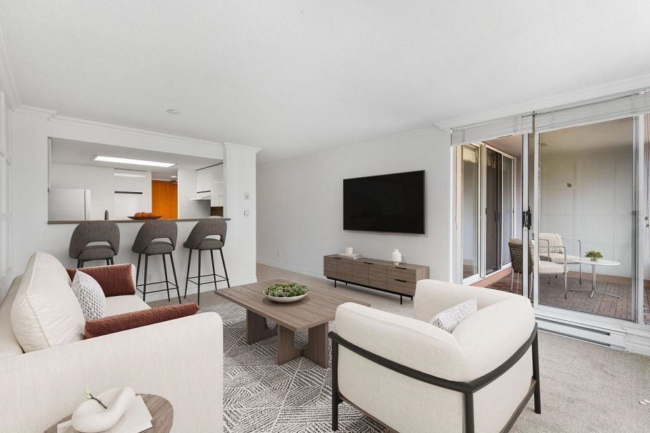 910 1500 Howe Street Vancouver, BC - 1