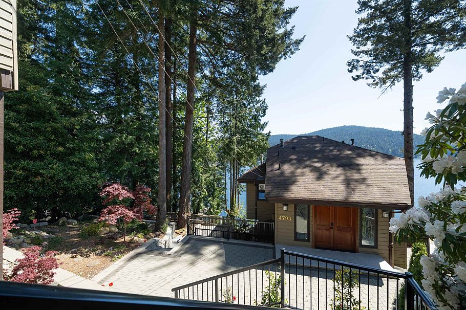 4793 Strathcona Road North Vancouver, BC - 9