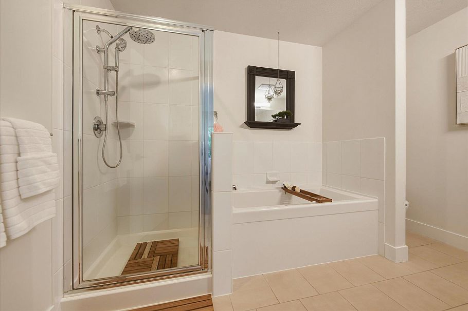 308 1111 E 27th Street North Vancouver, BC - 15