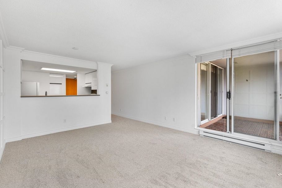 910 1500 Howe Street Vancouver, BC - 4