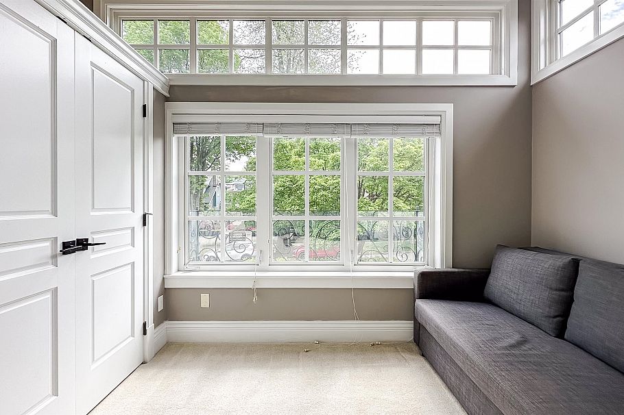 3941 W 11th Avenue Vancouver, BC - 23