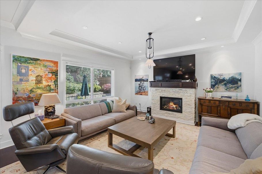 1152 Wellington Drive North Vancouver, BC - 14