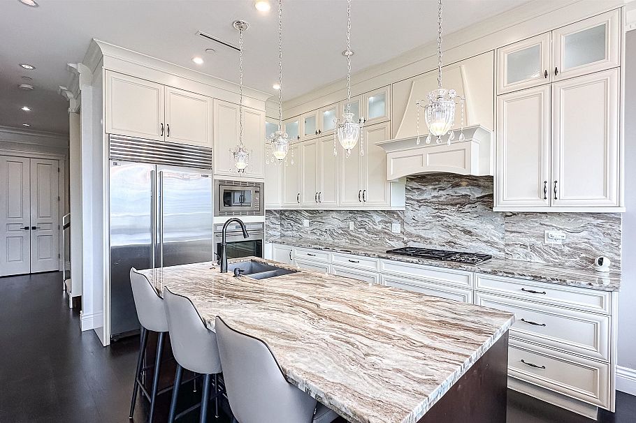 3941 W 11th Avenue Vancouver, BC - 16