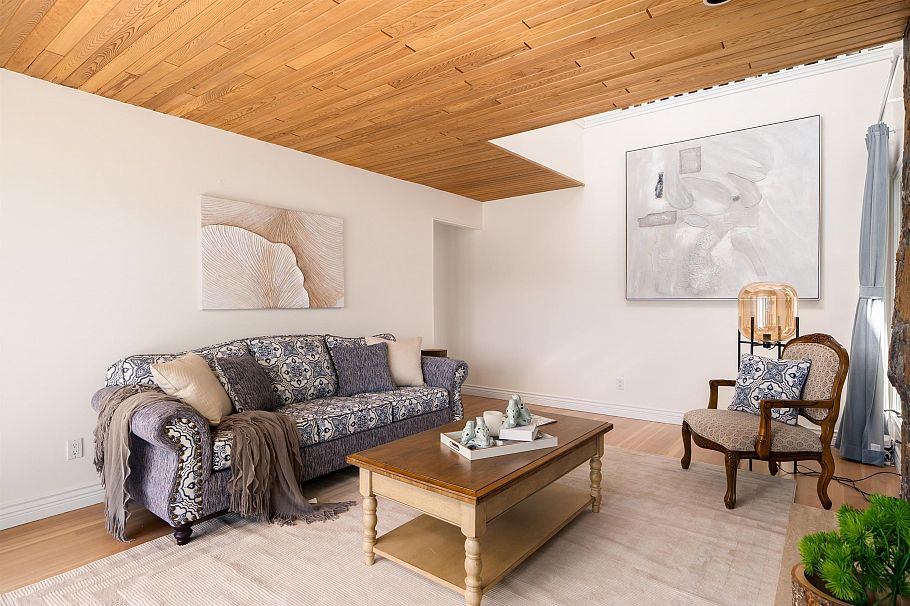 4793 Strathcona Road North Vancouver, BC - 30