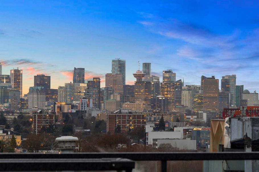 1847 Adanac Street Vancouver, BC - 25