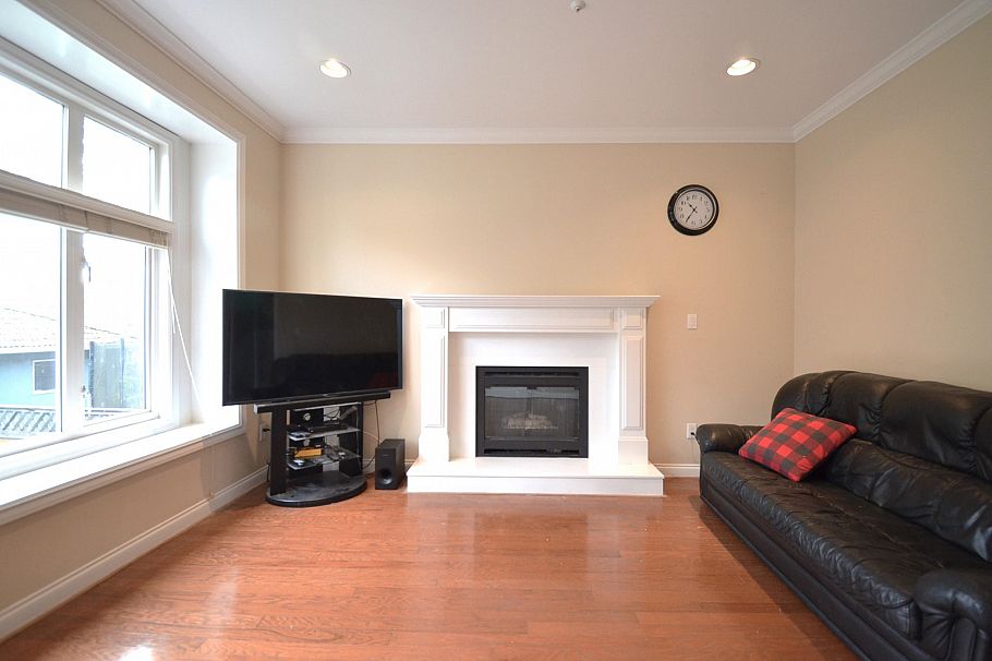 4347 W 13th Avenue Vancouver, BC - 14