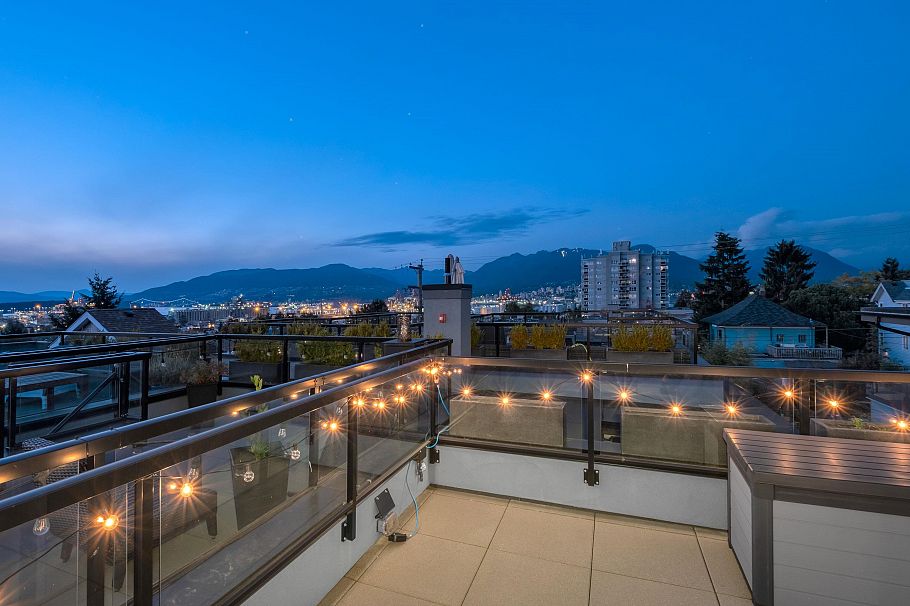 1847 Adanac Street Vancouver, BC - 35