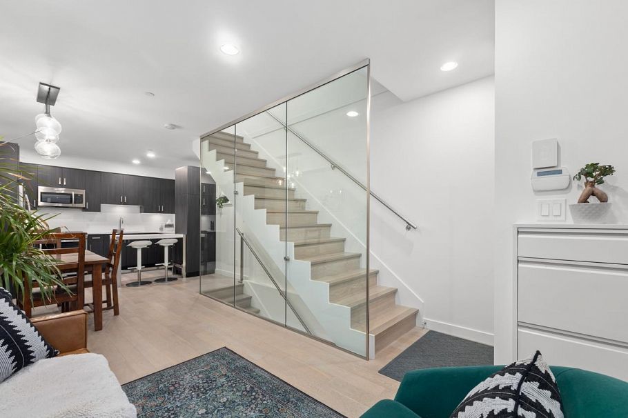 1847 Adanac Street Vancouver, BC - 7
