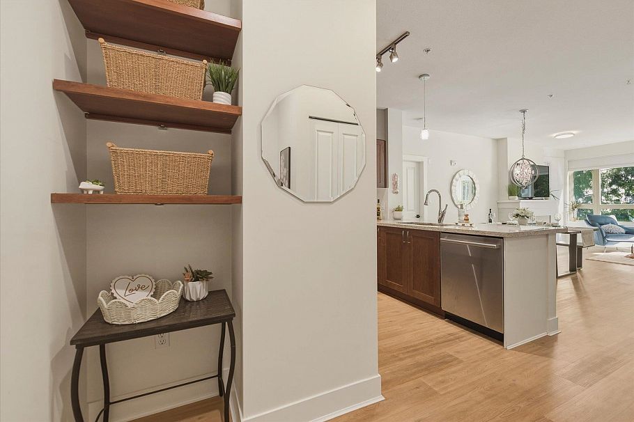308 1111 E 27th Street North Vancouver, BC - 13