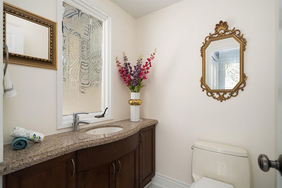 4793 Strathcona Road North Vancouver, BC - 26