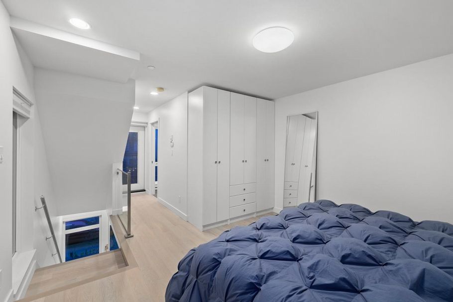 1847 Adanac Street Vancouver, BC - 22