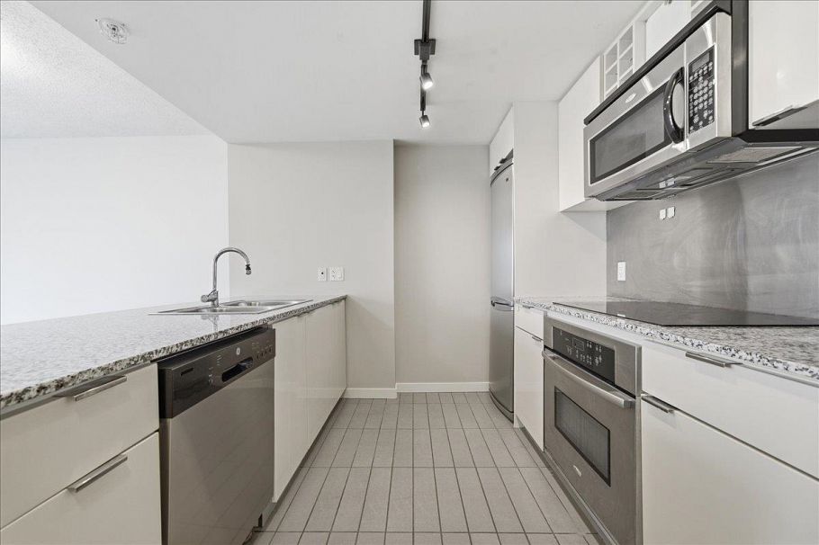 1605 788 Hamilton Street Vancouver, BC - 11