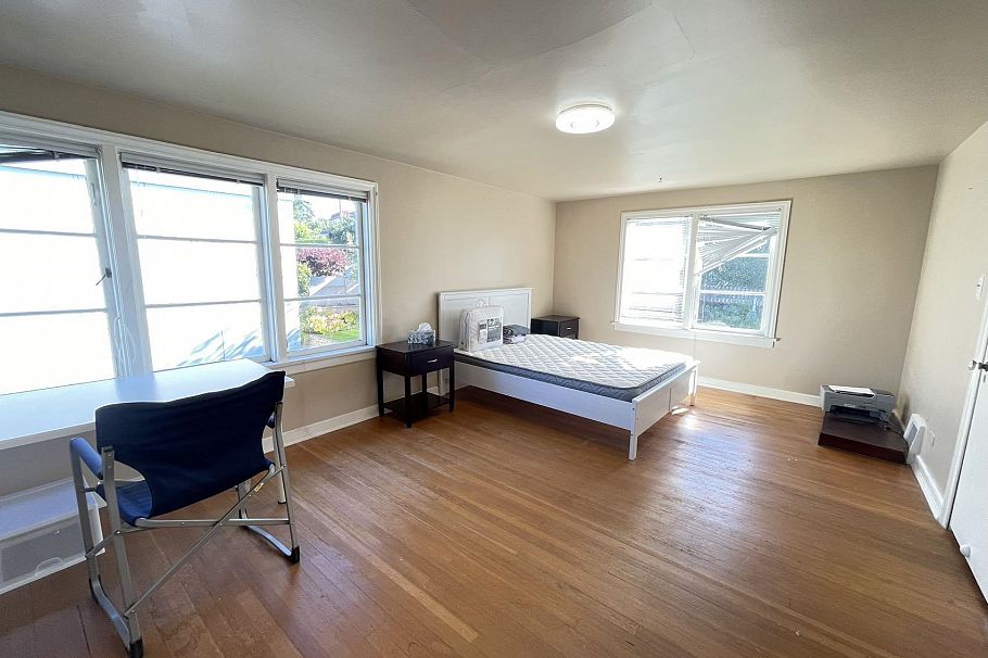 4679 Puget Drive Vancouver, BC - 9