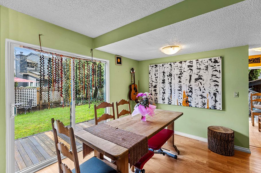 7363 Kokanee Place Vancouver, BC - 8