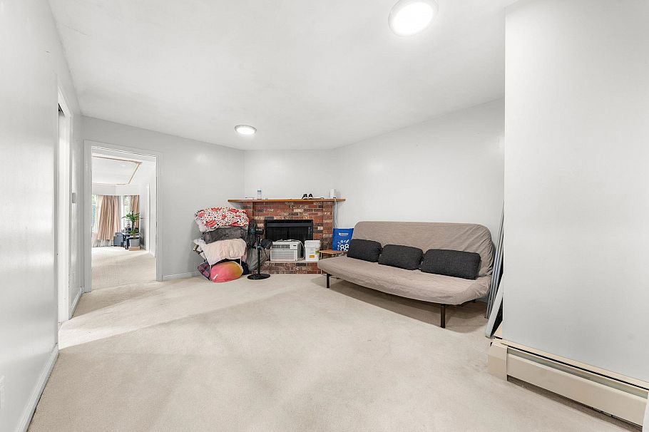 6070 Lanark Street Vancouver, BC - 14