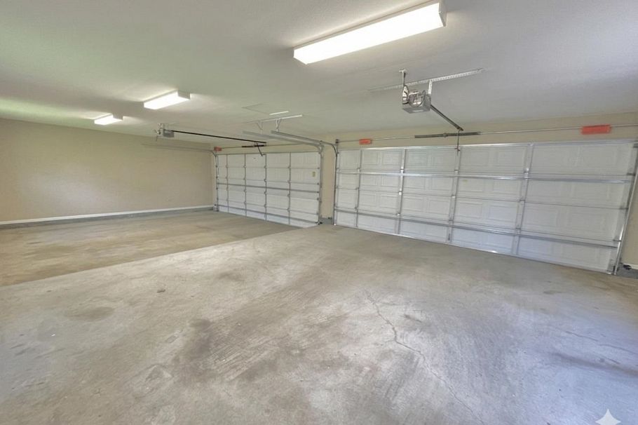 1120 W 58th Avenue Vancouver, BC - 38