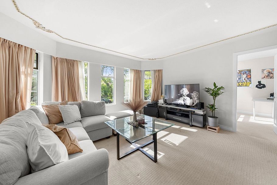 6070 Lanark Street Vancouver, BC - 4