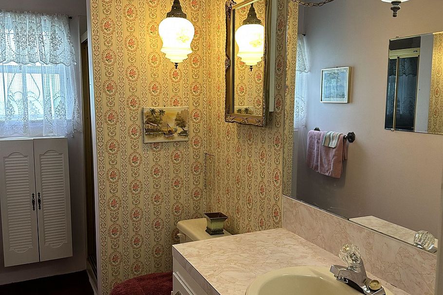 4132 Balkan Street Vancouver, BC - 10