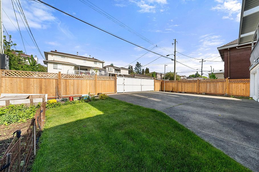 6070 Lanark Street Vancouver, BC - 37