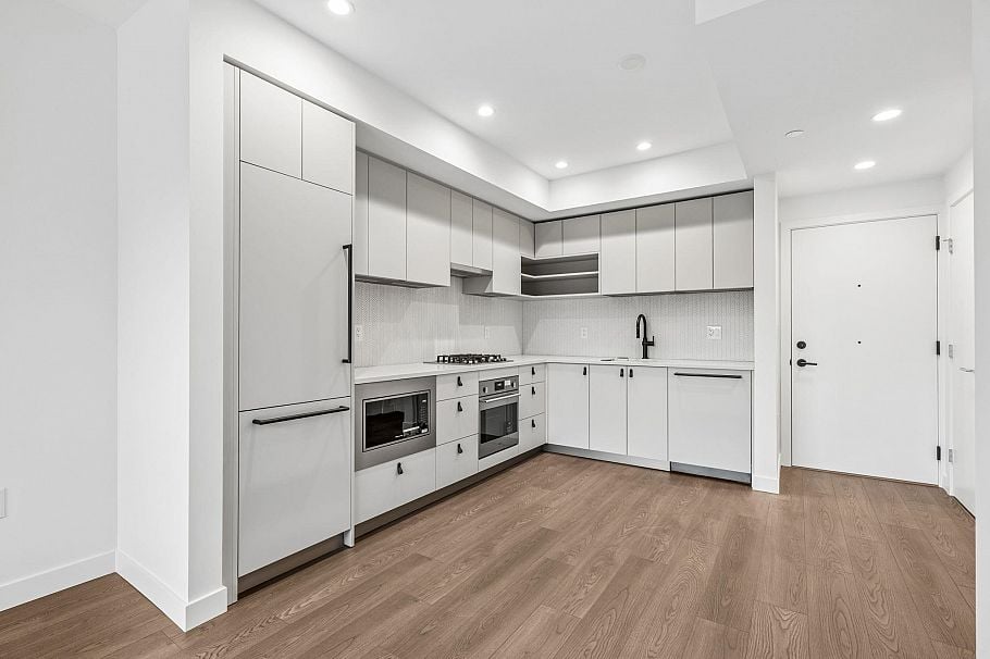610 1680 E 12th Avenue Vancouver, BC - 8