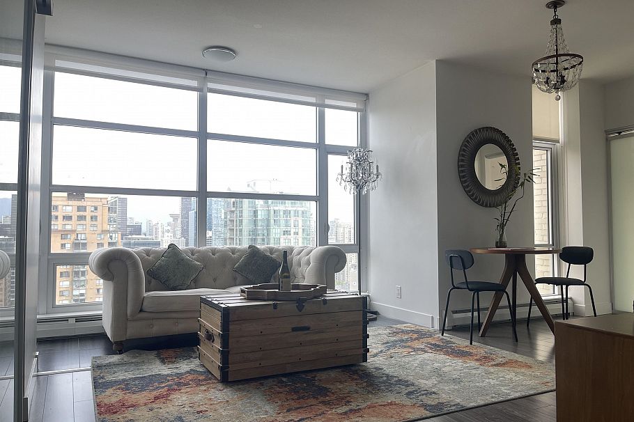 2703 1283 Howe Street Vancouver, BC - 11