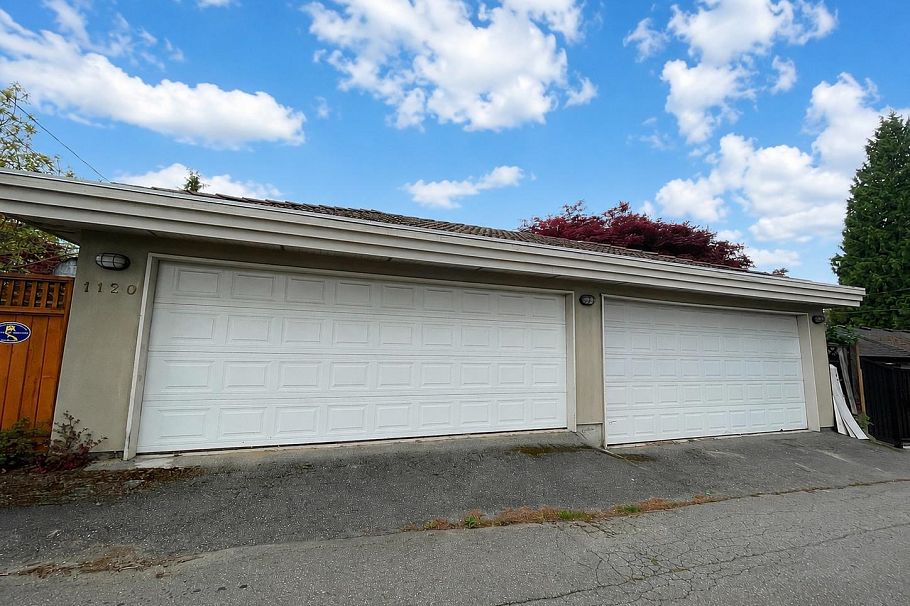 1120 W 58th Avenue Vancouver, BC - 39