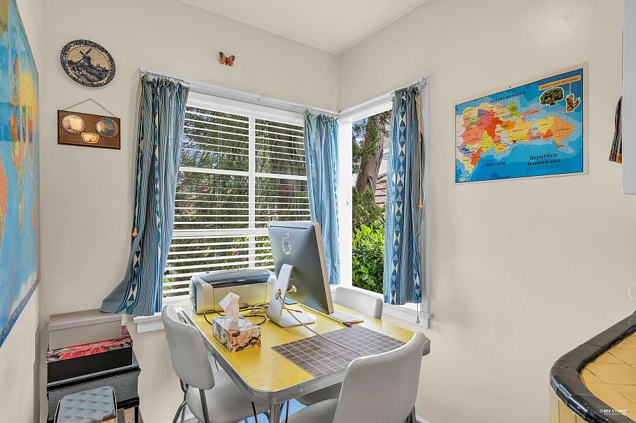 2245 W 22nd Avenue Vancouver, BC - 16