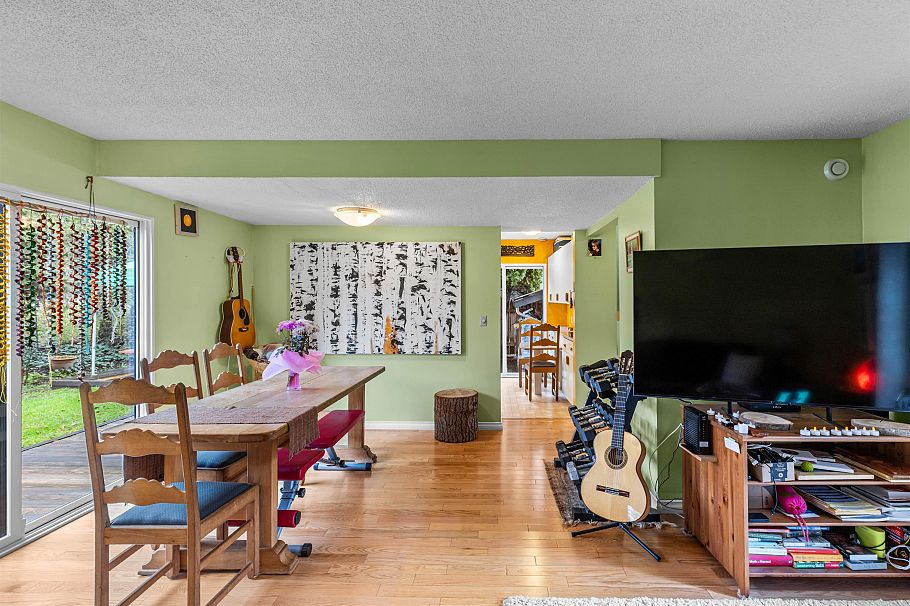 7363 Kokanee Place Vancouver, BC - 4