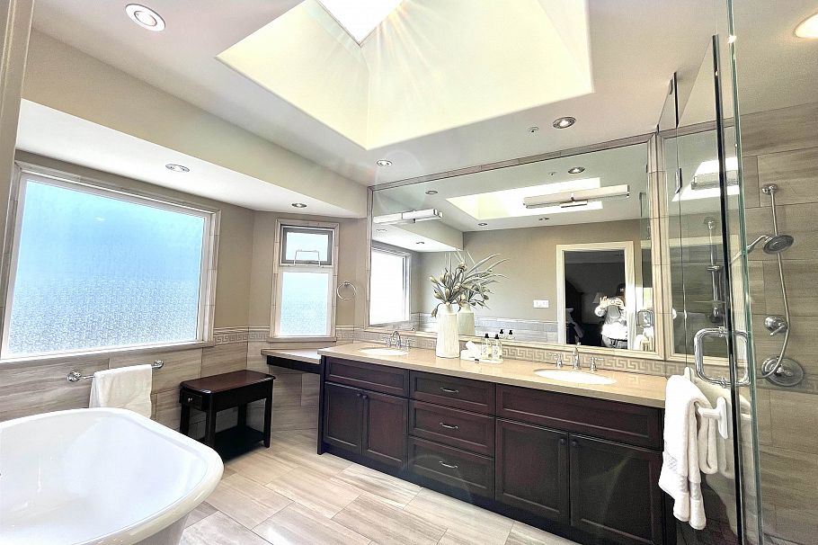 1120 W 58th Avenue Vancouver, BC - 21