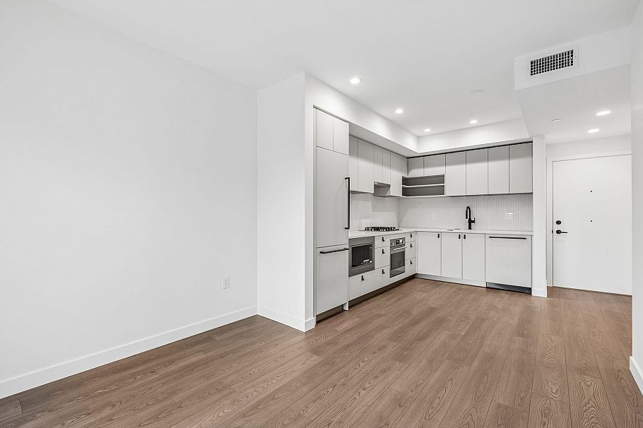 610 1680 E 12th Avenue Vancouver, BC - 10