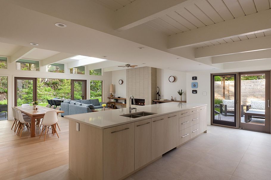 3267 Fairmont Road North Vancouver, BC - 9