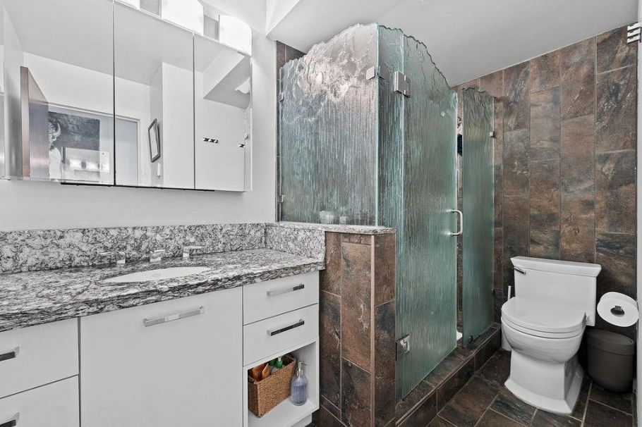 104 1512 Yew Street Vancouver, BC - 26