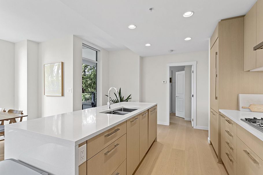 309 3533 Ross Drive Vancouver, BC - 10