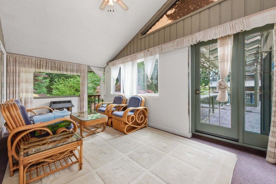 4786 Armour Court North Vancouver, BC - 19