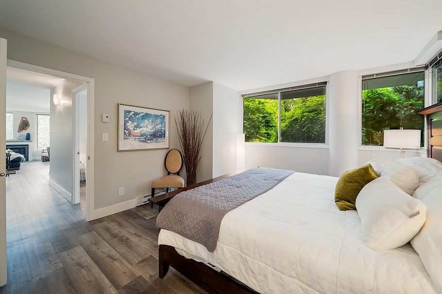203 408 Lonsdale Avenue North Vancouver, BC - 22
