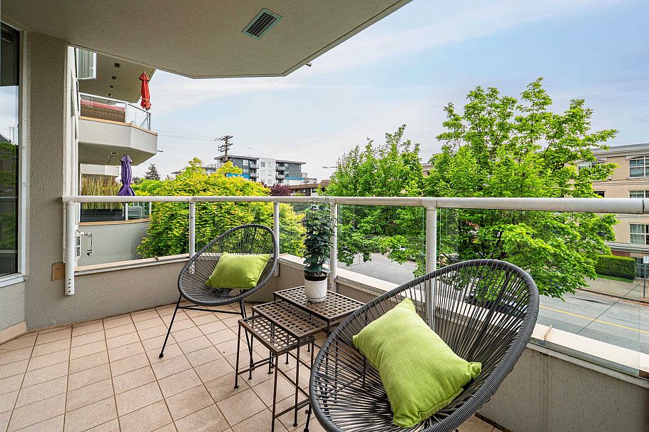 203 408 Lonsdale Avenue North Vancouver, BC - 28