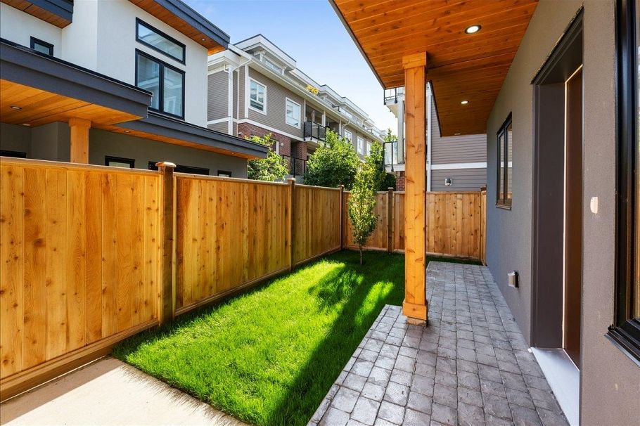 4854 Slocan Street Vancouver, BC - 29