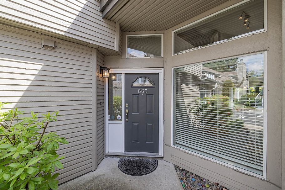863 Roche Point Drive North Vancouver, BC - 4