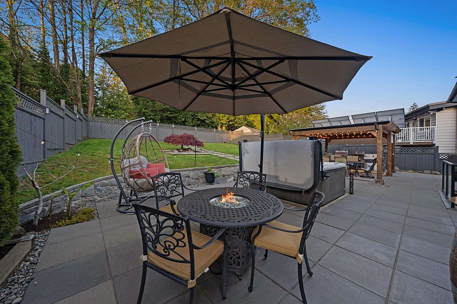 906 Strathaven Drive North Vancouver, BC - 33
