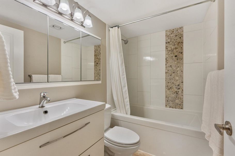 305 1611 E 3rd Street Vancouver, BC - 10