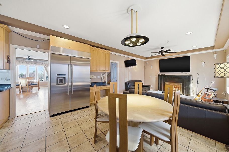 7962 Victoria Drive Vancouver, BC - 13