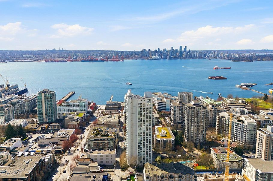 1702 120 W 2nd Street North Vancouver, BC - 38