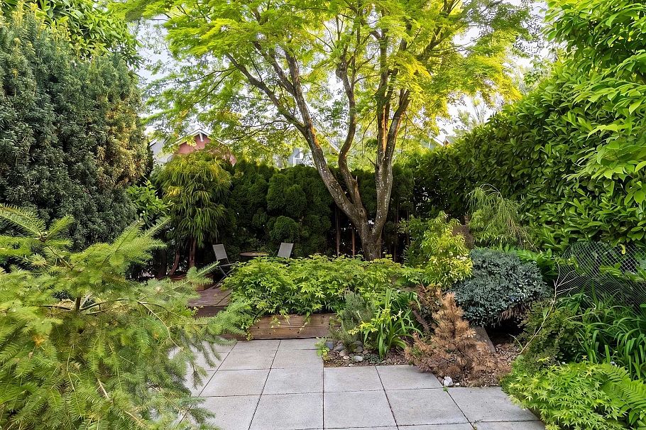 3542 W 2nd Avenue Vancouver, BC - 25